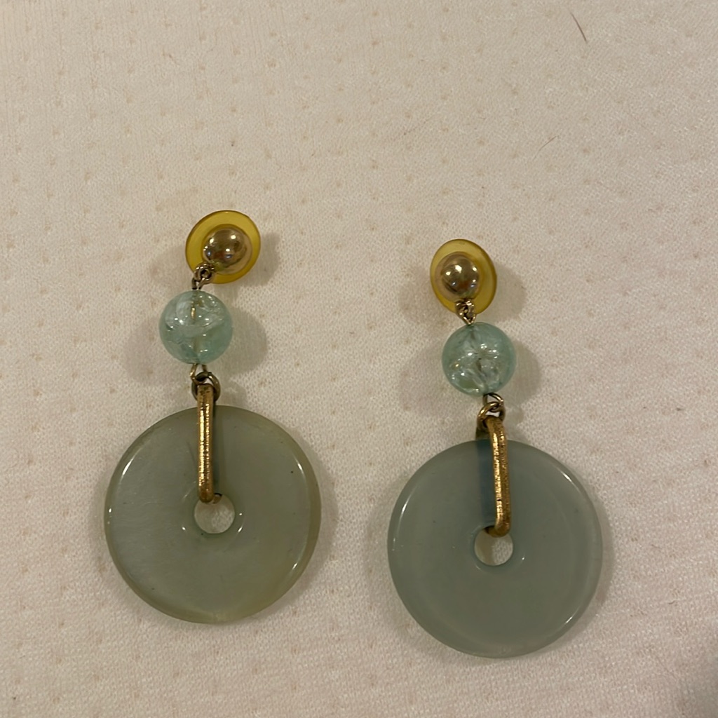 Vintage Authentic Ysl Lucite Earrings 350$